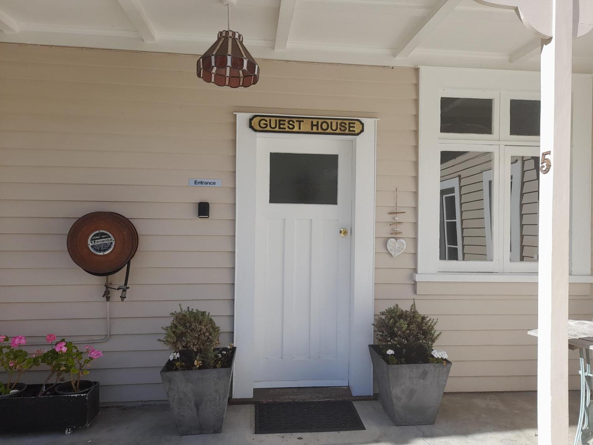 The White House Taihape Apartment Exterior photo